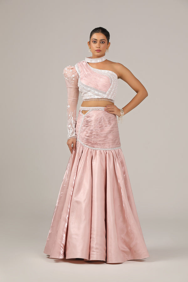 One side power shoulder blouse and a hip yoke rouching slit skirt(G-39)
